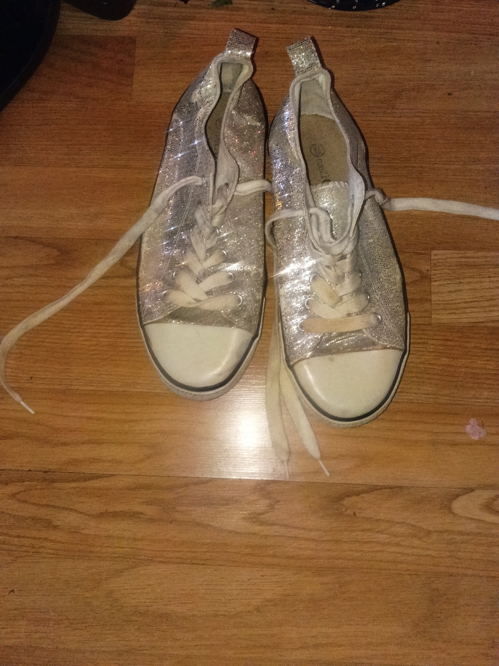 Sparkle Lace-Up Women's Sneakers - Silver